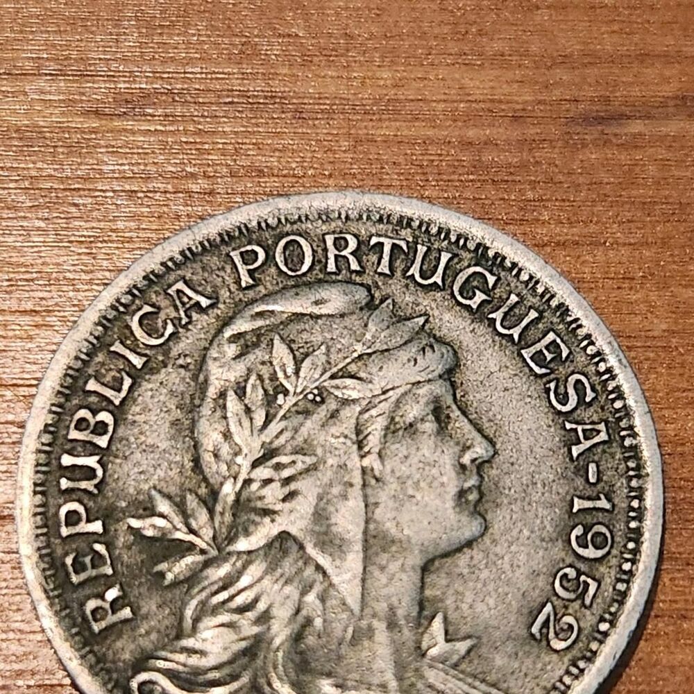 Unbranded Silver Collectibles